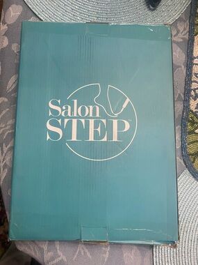 Salon Step Basic Pedicure Leg rest in blue